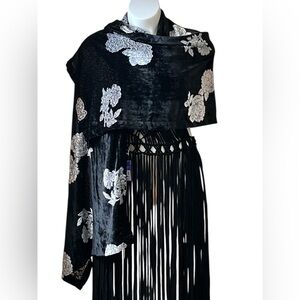 Elegant Black and Silver Velvet Floral Shawl NWT